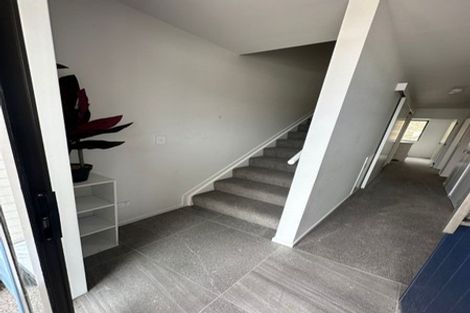 Photo of property in 39 Oakum Road, Whitby, Porirua, 5024