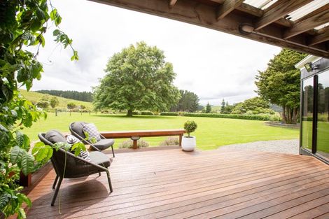 Photo of property in 685 Waitahora Road, Waitahora, Dannevirke, 4971