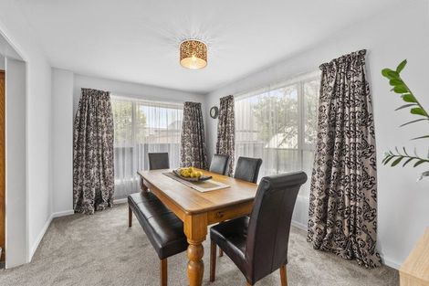 Photo of property in 6 Bentley Street, Russley, Christchurch, 8042