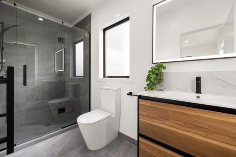 Photo of property in 2/97 Glen Lynne Avenue, Queenwood, Hamilton, 3210