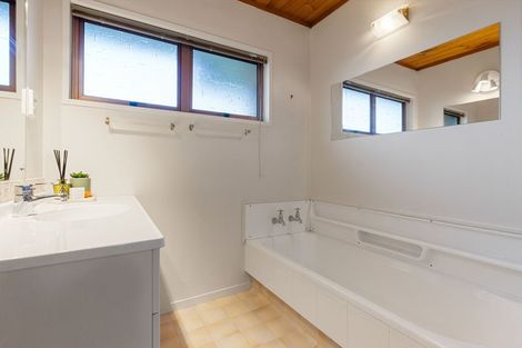 Photo of property in 1a Constance Street, Queenwood, Hamilton, 3210