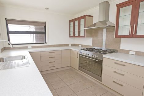 Photo of property in 48 Duff Crescent, Highbury, Palmerston North, 4412