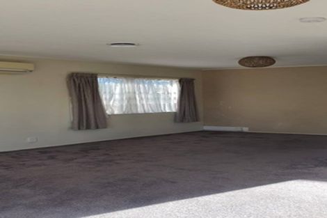 Photo of property in 16 Porikapa Road, Owhata, Rotorua, 3010