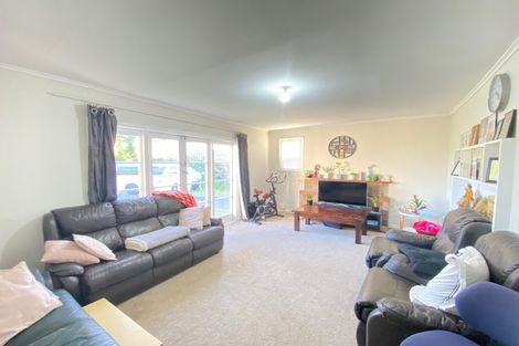 Photo of property in 41 Garelja Road, Henderson, Auckland, 0612