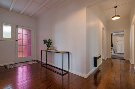 Photo of property in 6 Keith Street, Roslyn, Palmerston North, 4414