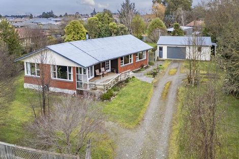 Photo of property in 109 High Street, Oxford, 7430