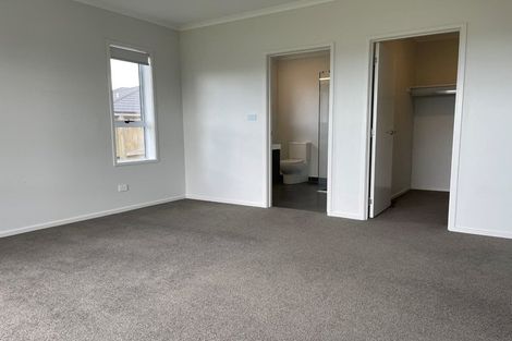 Photo of property in 28 Nellie Drive, Kumeu, 0810