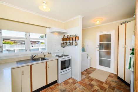 Photo of property in 1 Rennie Avenue, Milson, Palmerston North, 4414