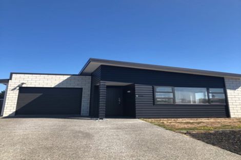 Photo of property in 2 Onukutara Place, Huntington, Hamilton, 3210