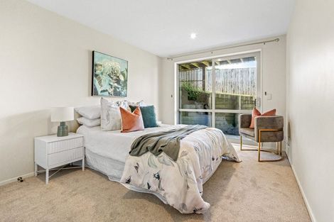 Photo of property in 17 Limmer Place, Browns Bay, Auckland, 0632