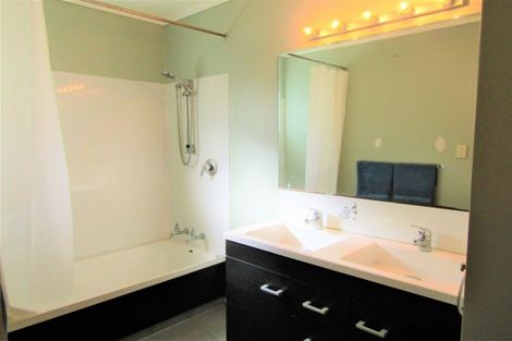 Photo of property in 35b Raumati Crescent, Onerahi, Whangarei, 0110