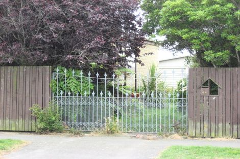 Photo of property in 84 Bayswater Crescent, Bromley, Christchurch, 8062