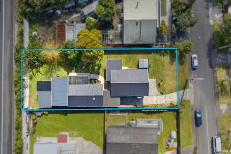 Photo of property in 3 Huruhuru Road, Massey, Auckland, 0614