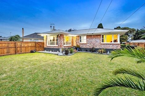 Photo of property in 142 Russell Road, Manurewa, Auckland, 2102