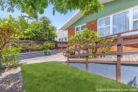Photo of property in 10 Vogel Street, Fitzroy, New Plymouth, 4312