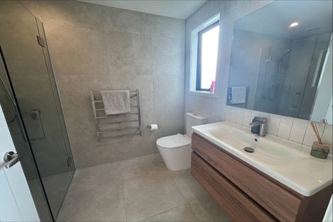 Photo of property in 21 Tomtit Crescent, Lake Hawea, 9382