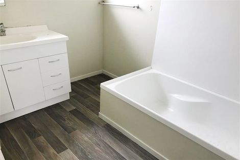 Photo of property in 2/3 Ellen Street, Manurewa East, Auckland, 2102