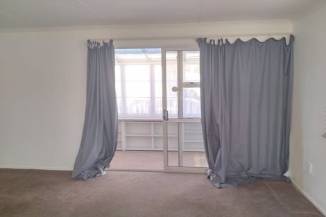 Photo of property in 10b Ropiha Street, Fitzroy, New Plymouth, 4312