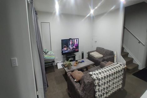 Photo of property in 13 Tribute Loop, Takanini, 2112