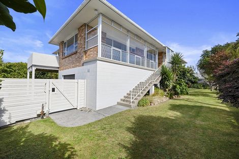 Photo of property in 44 Nevada Drive, Merrilands, New Plymouth, 4312