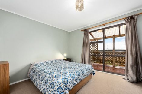 Photo of property in 1/20 Gentian Street, Timberlea, Upper Hutt, 5018