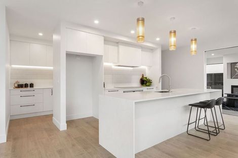 Photo of property in 17b Kirkwood Avenue, Upper Riccarton, Christchurch, 8041