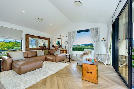 Photo of property in 13 Collier Drive, Halswell, Christchurch, 8025