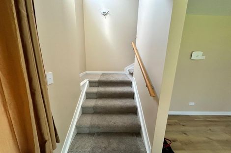 Photo of property in 300 Sturges Road, Henderson Valley, Auckland, 0612