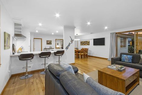 Photo of property in 11 Greers Road, Ilam, Christchurch, 8041