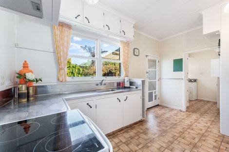 Photo of property in 69 Willerton Avenue, New Lynn, Auckland, 0600