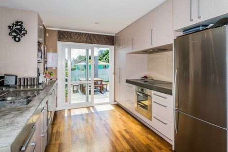 Photo of property in 41 Greenhithe Road, Greenhithe, Auckland, 0632