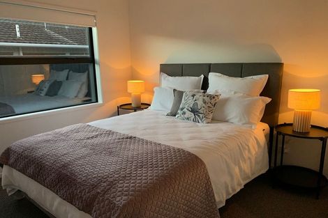 Photo of property in 9 Lyn Street, Lynmouth, New Plymouth, 4310