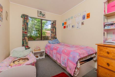Photo of property in 2/22 Cosgrave Road, Papakura, 2110