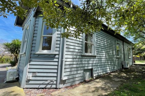 Photo of property in 44 Lynwood Road, New Lynn, Auckland, 0600