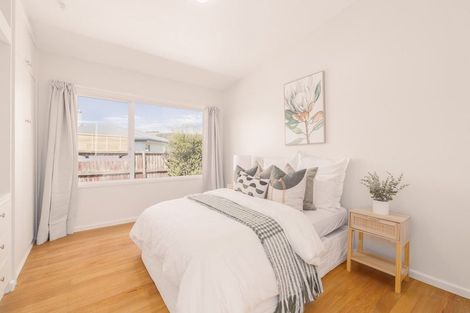 Photo of property in 20 Derrett Place, Saint Martins, Christchurch, 8022