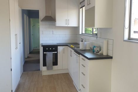 Photo of property in 2/51 Ambleside Drive, Burnside, Christchurch, 8053