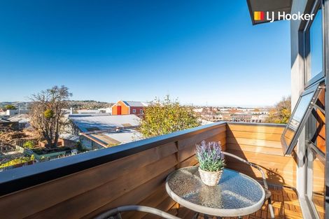 Photo of property in 71 Carroll Street, Dunedin Central, Dunedin, 9016