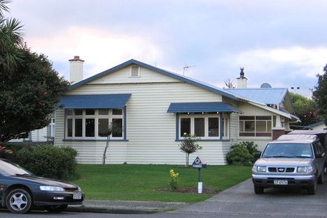 Photo of property in 24 Matipo Street, Takaro, Palmerston North, 4410