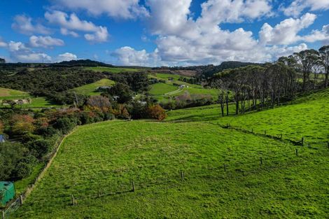 Photo of property in 487 Kanohi Road, Kaukapakapa, 0873