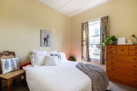 Photo of property in 20 Northland Road, Northland, Wellington, 6012