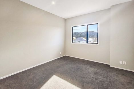 Photo of property in 52 Milne Crescent, Taita, Lower Hutt, 5011