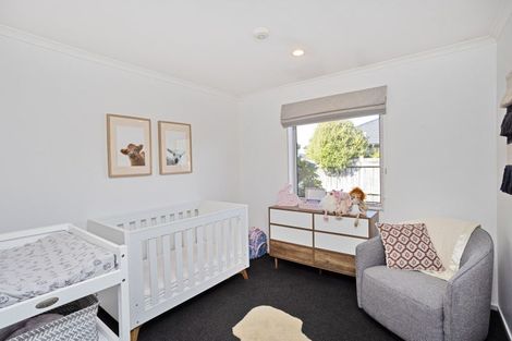 Photo of property in 16 Hoffman Court, Waikiwi, Invercargill, 9810