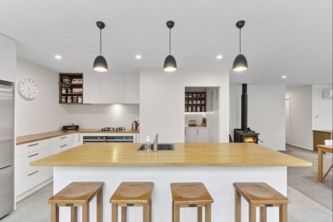 Photo of property in 6 Mills Road, Wanaka, 9305