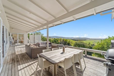 Photo of property in 317 Takatu Road, Tawharanui Peninsula, Warkworth, 0986