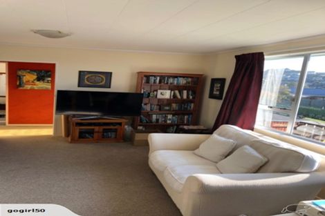 Photo of property in 17 Old Coach Road, Johnsonville, Wellington, 6037