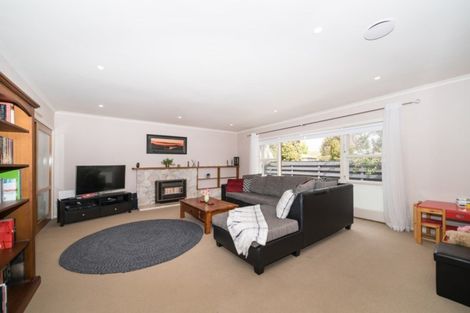 Photo of property in 10 Hartley Place, Awapuni, Palmerston North, 4412