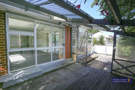 Photo of property in 4 Haynes Avenue, Upper Riccarton, Christchurch, 8041