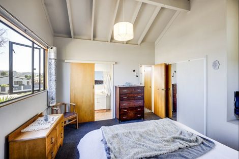 Photo of property in 25 Harris Street, Greenmeadows, Napier, 4112