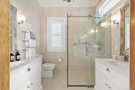 Photo of property in 30 Mcfarlane Street, Mount Victoria, Wellington, 6011