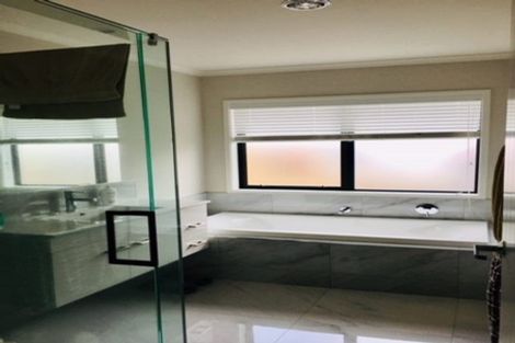 Photo of property in 3 Hoiho Place, Papamoa, 3118